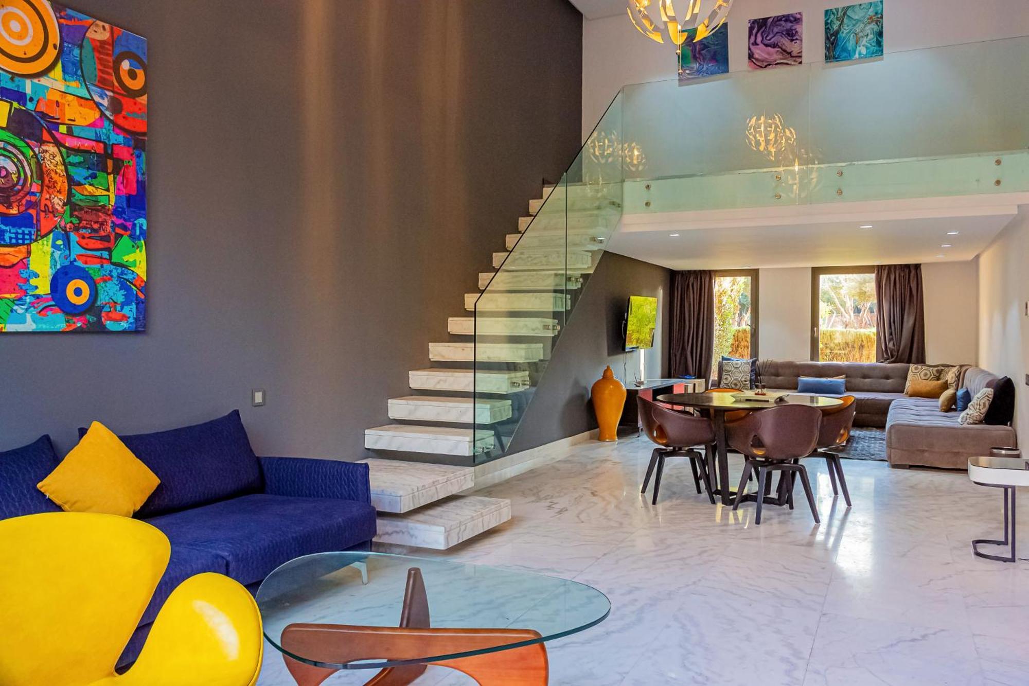 Lux 2br Loft - Oliver Palm